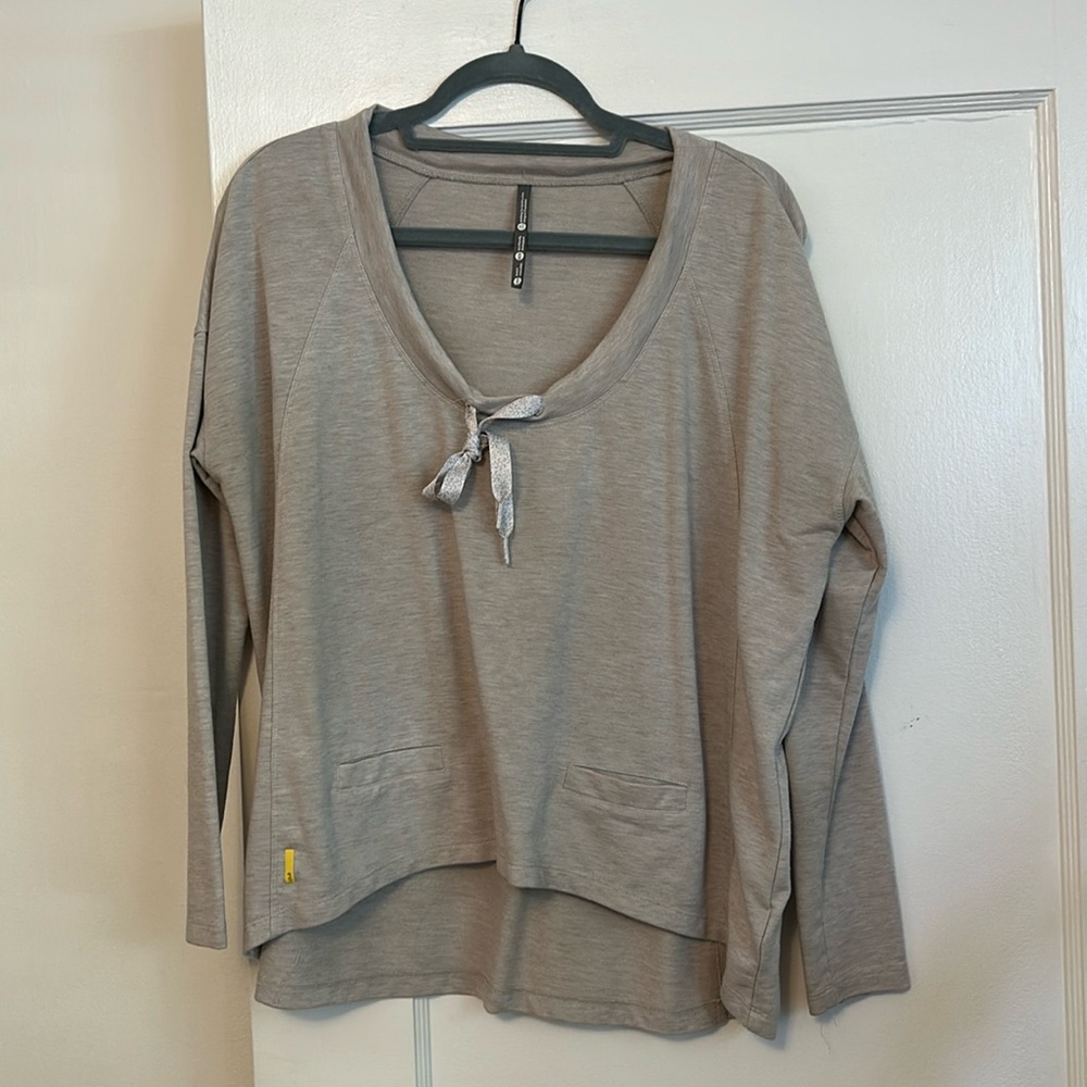 Lolé workout coverup